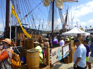 San Salvador dockside display